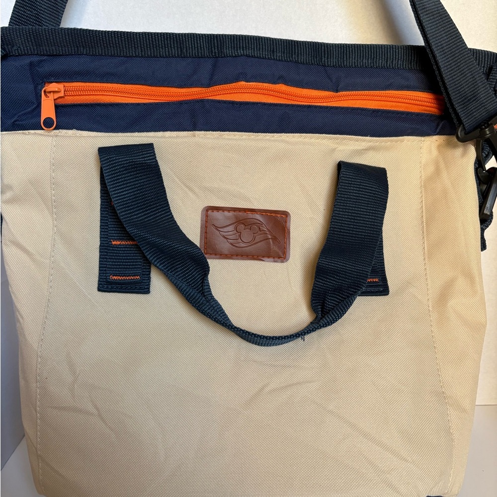 Disney Cruise Line Insulated Cooler Bag Tote – Beige & Navy with Shoulder Strap - Picture 2 of 11